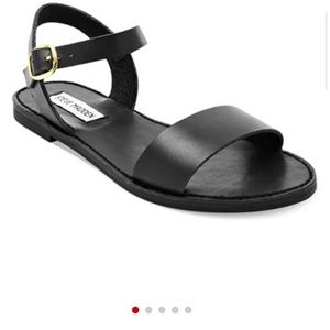Steve Madden Donddi sandals